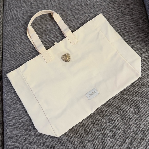 Dolce & Gabbana Beauty Tote Large Cream Luxury Authentic New